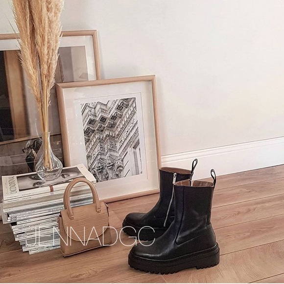 Zara Leather Ankle Boots with Lug Soles - Picture 11 of 16